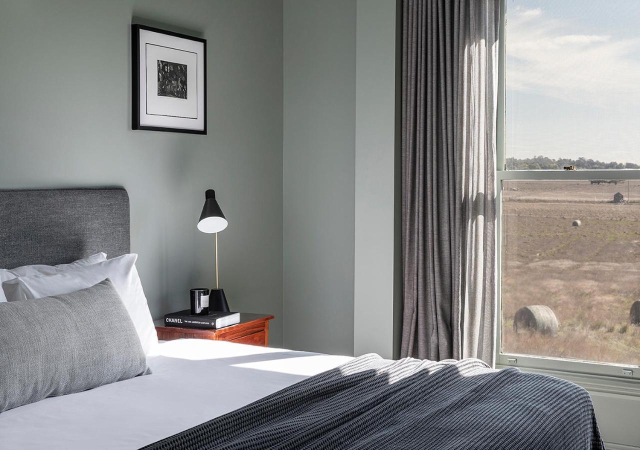 Cleveland Estate Hotel Lance Field Kültér fotó
